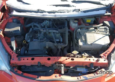 2013 Toyota Prius C Three из США, поврежденный, VIN JTDKDTB30D1040407